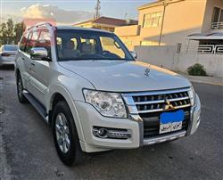 ميتسوبيشي باجيرو